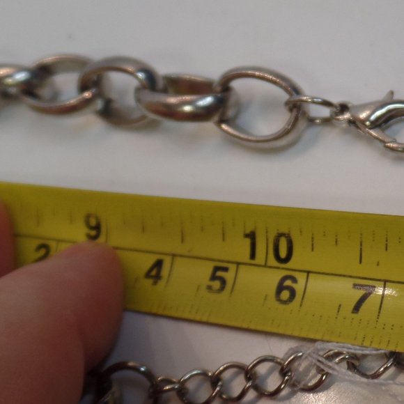 JLO Silvertone Floral Mesh Necklace 22" - Picture 7 of 12